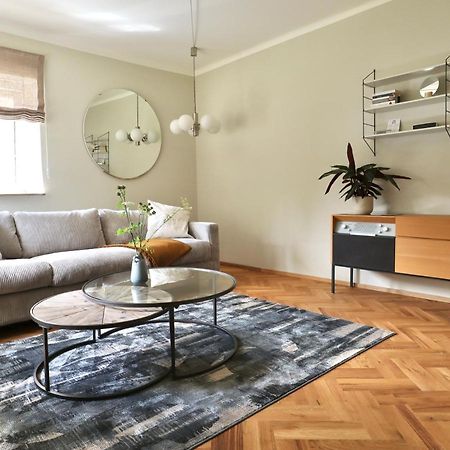 Ferienwohnung 60Er Jahre Design Apartment - 65Qm Fewo Im Zittauer Gebirge - Familienfreundliche Unterkunft Am Bergfuss Zum Toepfer Olbersdorf Exterior foto